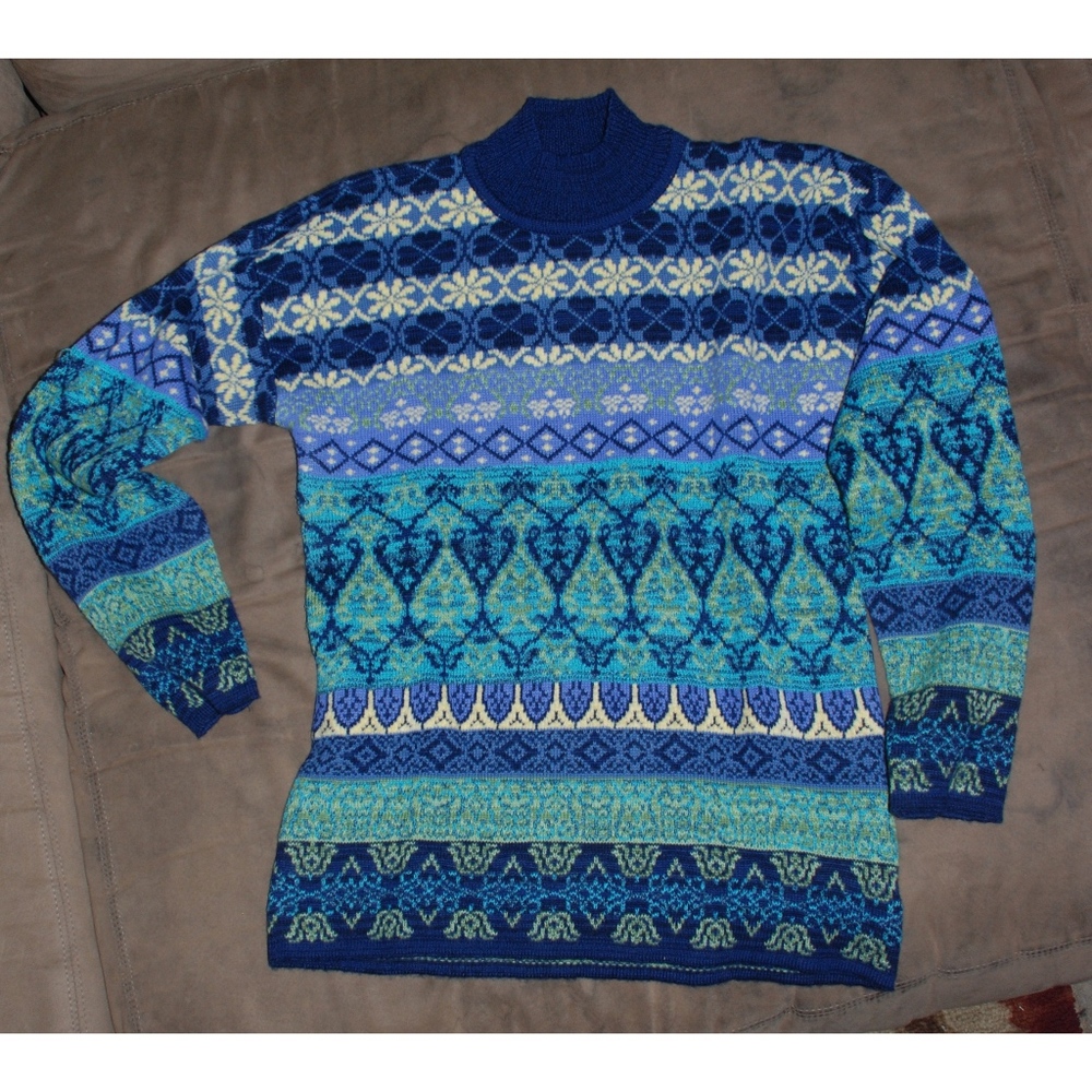 Ivy Winter Sweater, M